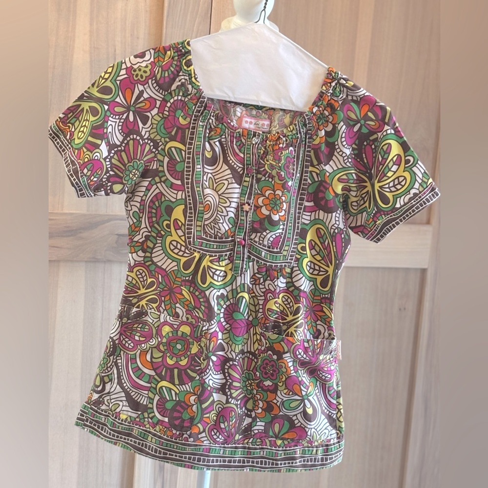 Koi Kathy Peterson Retro | Groovy Butterfly Scrub Tunic Top. Women’s Sz-XS EUC